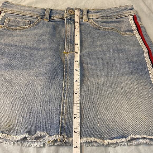 Zara Distressed Denim Racing Stripe Mini Skirt Size Small - Picture 5 of 5